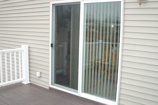 Banning-screen-door-repair